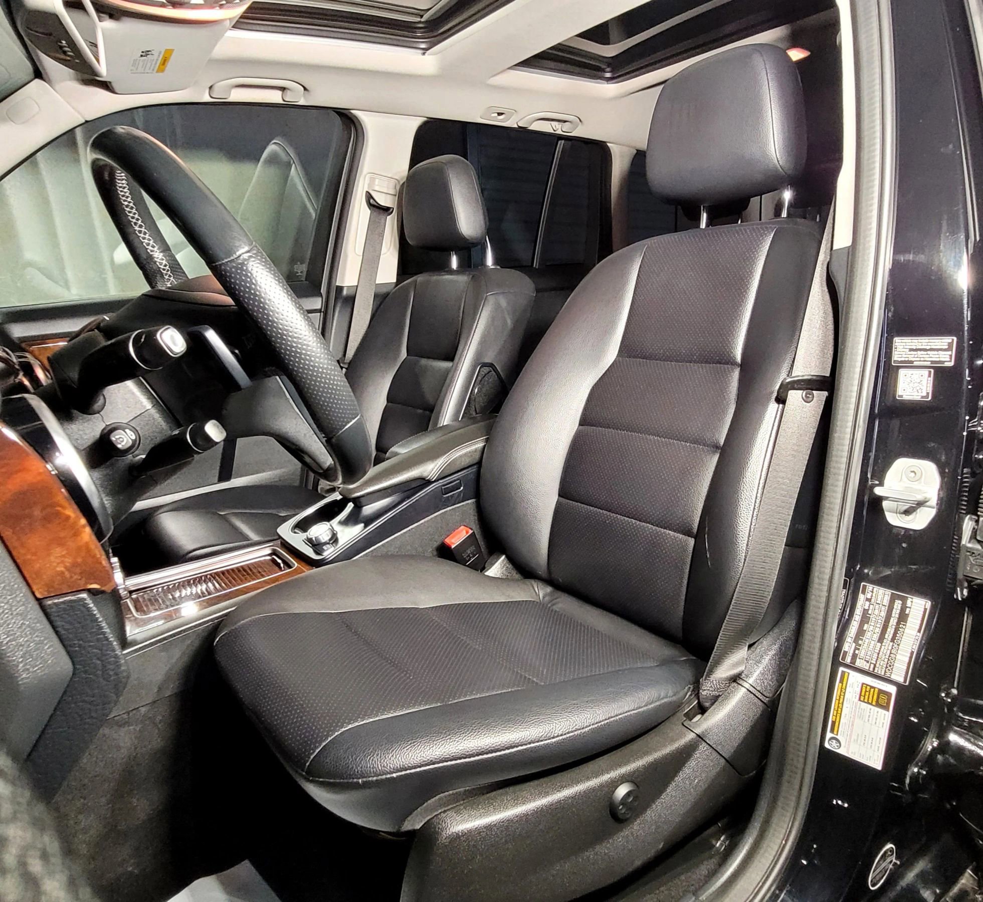 Used 2015 Mercedes-Benz GLK 350 4MATIC image 17