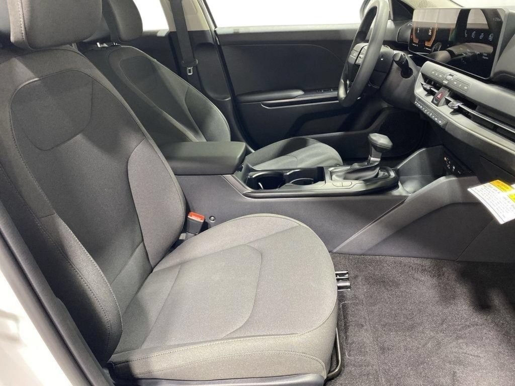 New 2026 Kia K4 FWD image 26