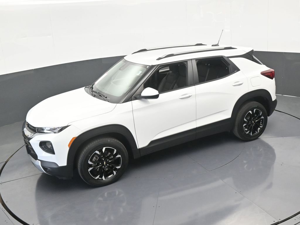 Used 2022 Chevrolet TrailBlazer LT w/ Driver Confidence Package image 12