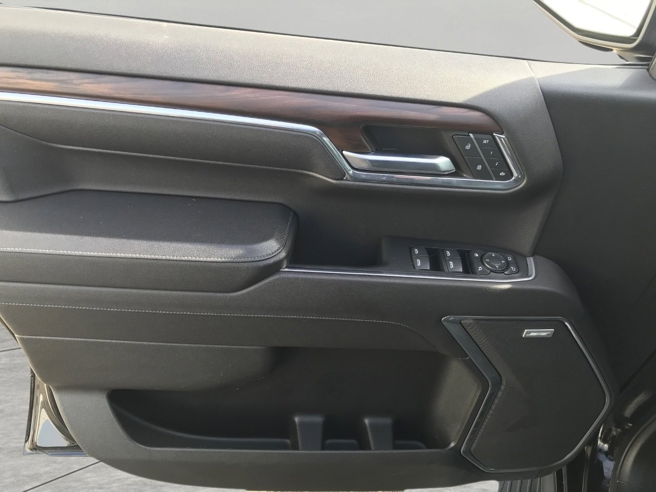 Certified 2023 GMC Sierra 1500 SLT w/ SLT Premium Package image 27