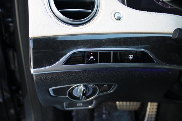 Used 2018 Mercedes-Benz S 450 Sedan image 21