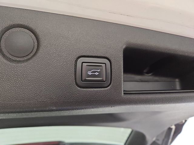 Used 2019 Chevrolet Equinox LT image 32