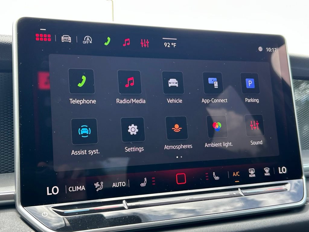 New 2026 Volkswagen Tiguan SE R-Line FWD image 28