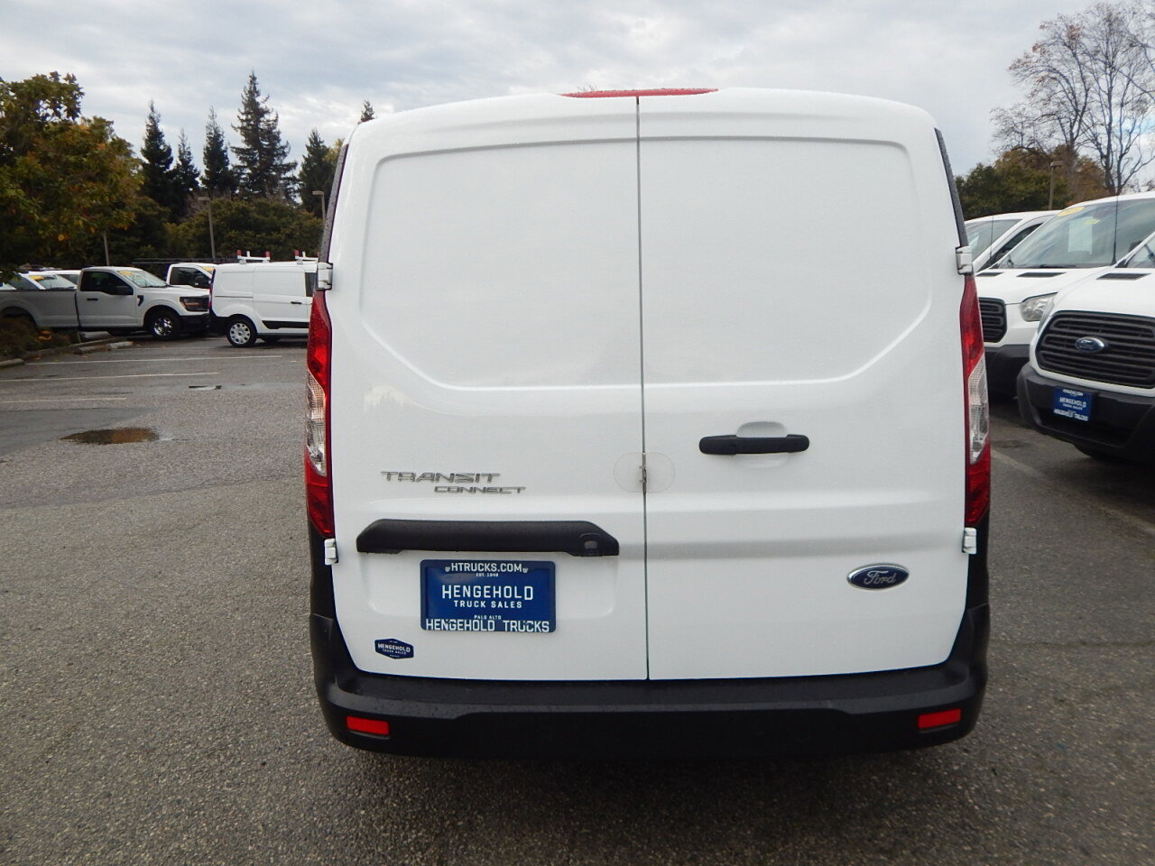Used 2022 Ford Transit Connect XL image 7