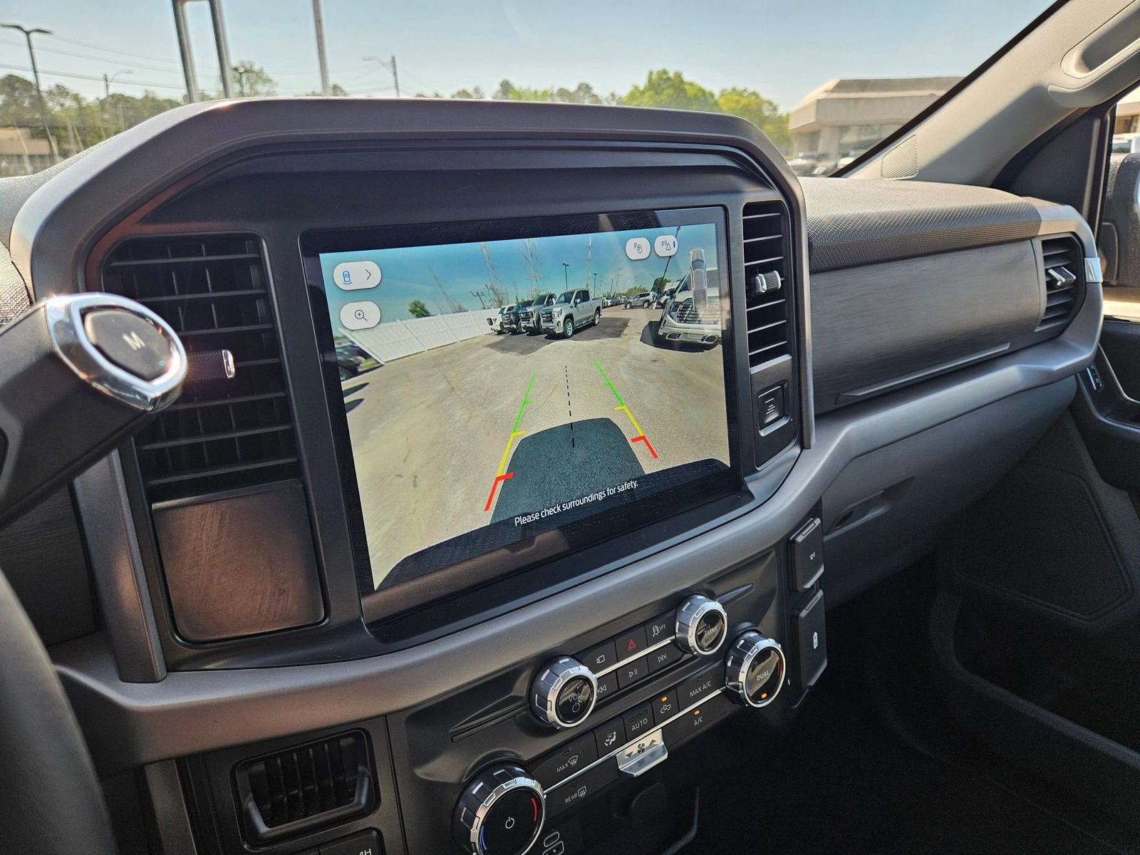 Used 2025 Ford F150 XLT w/ Equipment Group 301A Standard AWD/4WD image 16
