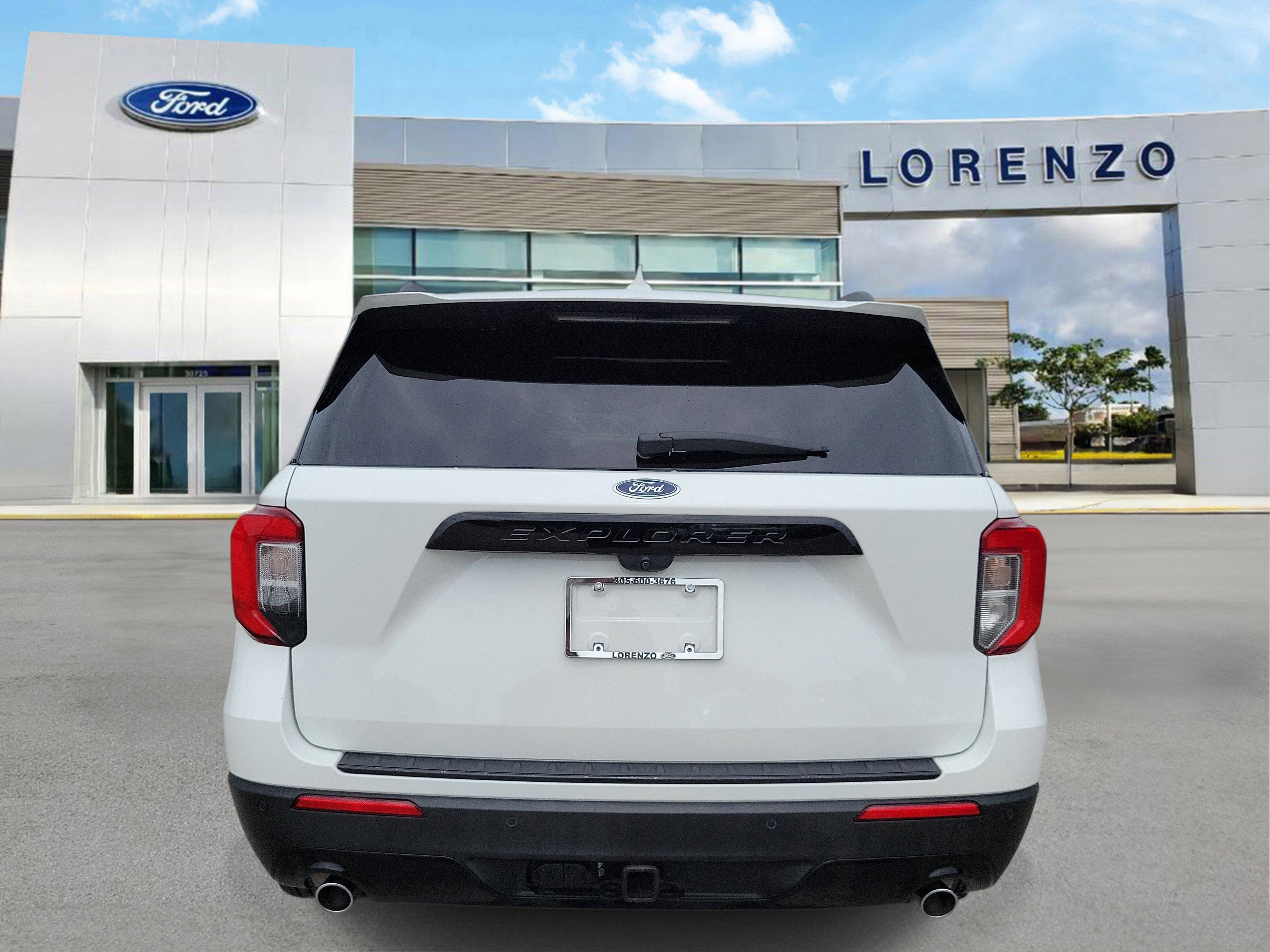 Certified 2023 Ford Explorer ST-Line w/ Class IV Trailer Tow Package RWD image 6