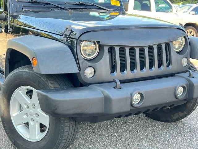 Used 2017 Jeep Wrangler Sport w/ Quick Order Package 24S AWD/4WD image 38