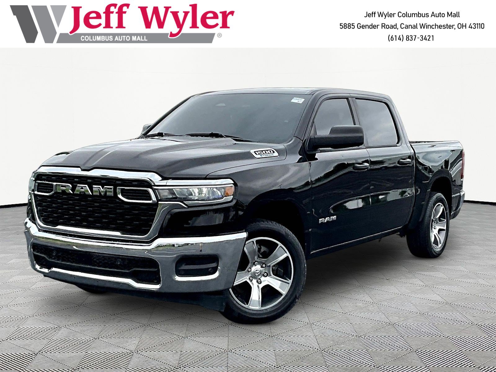 Used 2025 RAM 1500 Tradesman AWD/4WD image 1