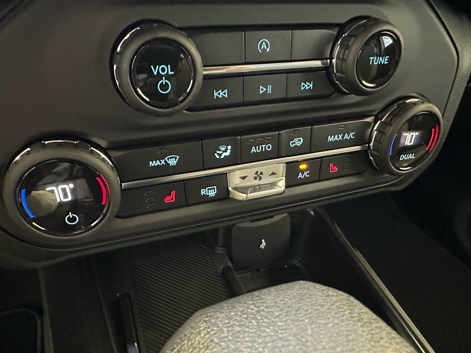 New 2026 Ford Bronco Big Bend AWD/4WD image 34
