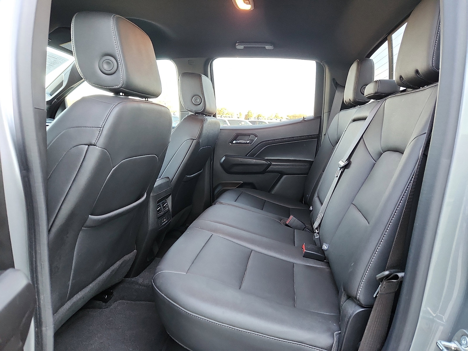 Used 2023 GMC Canyon Elevation w/ Elevation Premium Package image 12