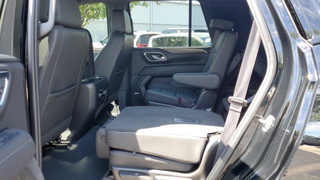 Used 2023 Chevrolet Tahoe Z71 w/ Luxury Package AWD/4WD image 21