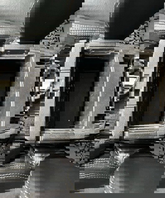 Certified 2018 Jeep Wrangler Unlimited Sahara w/ Connectivity Group image 15