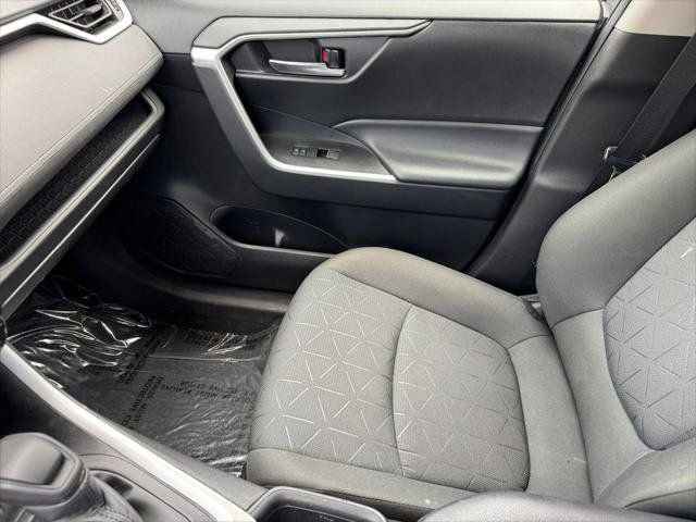Certified 2023 Toyota RAV4 XLE w/ Convenience Package AWD/4WD image 61