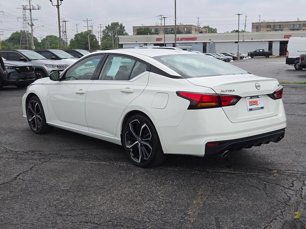 Used 2024 Nissan Altima 2.5 SR FWD image 23