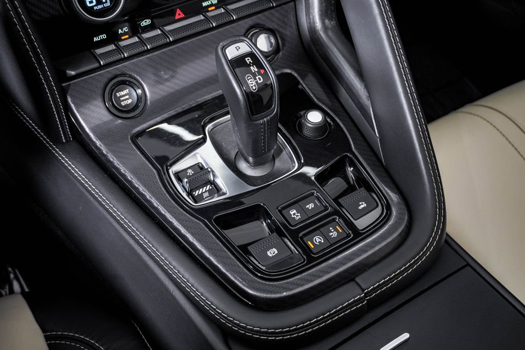 Used 2016 Jaguar F-TYPE R image 29