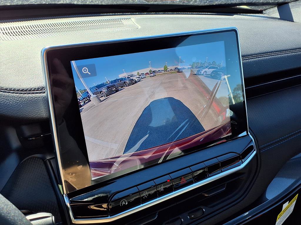 New 2026 Jeep Compass Altitude image 14