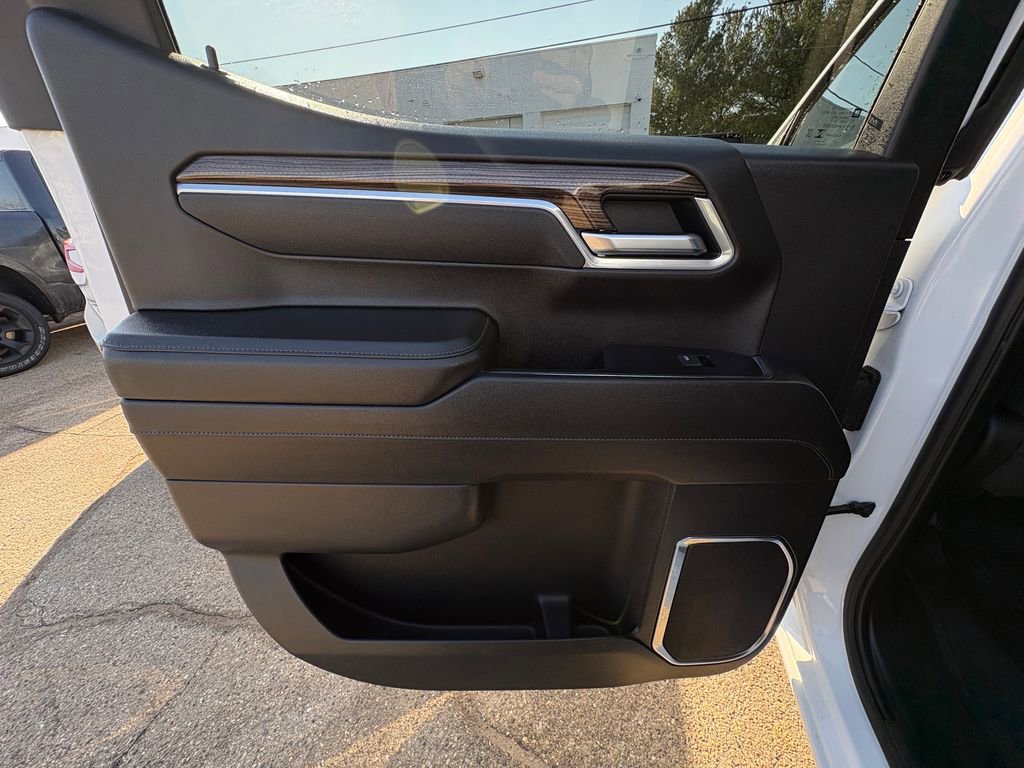 Used 2025 Chevrolet Silverado 1500 LT w/ Work Truck Package image 52