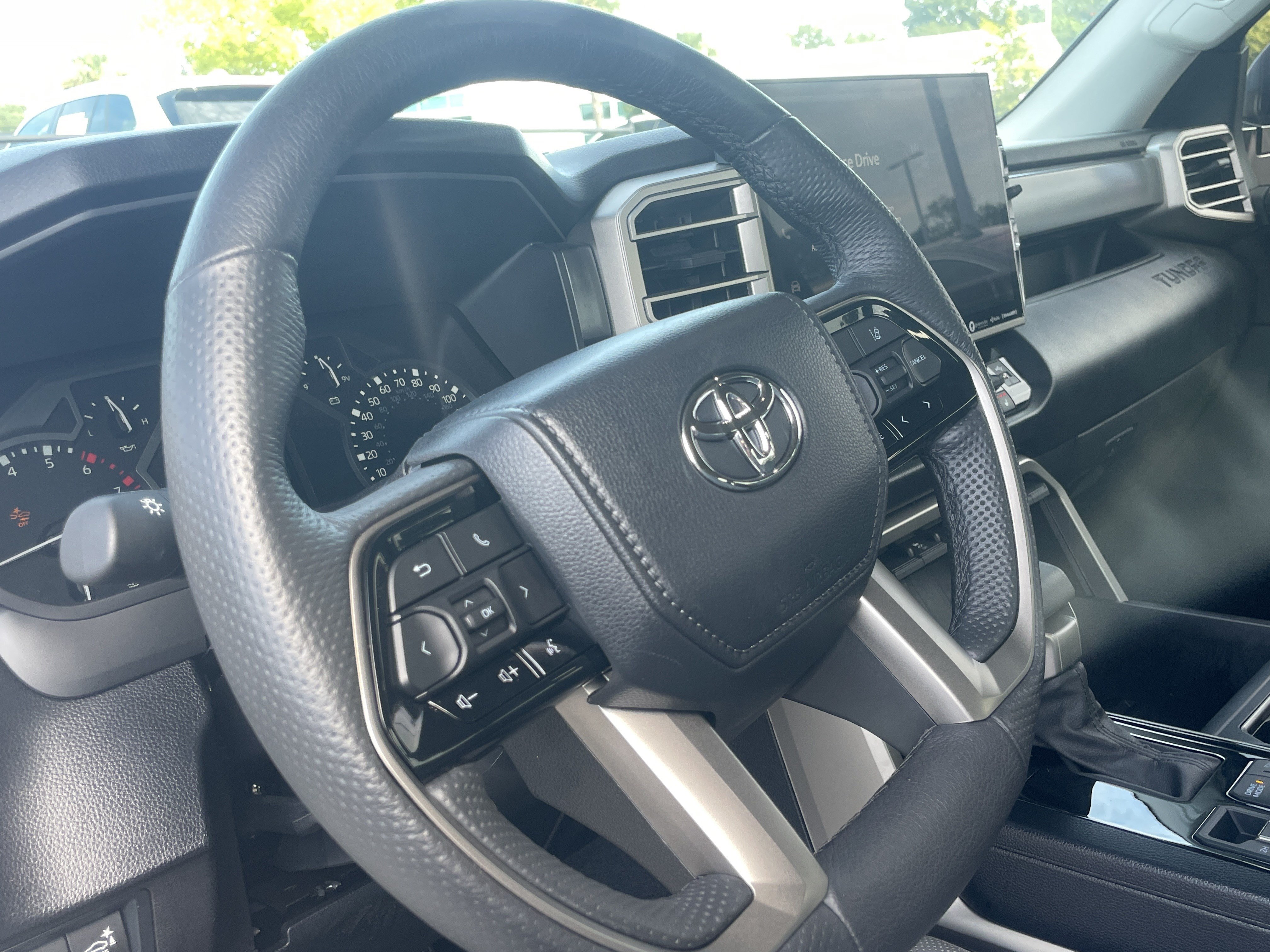 Used 2024 Toyota Tundra SR5 w/ SR5 Premium Package AWD/4WD image 18
