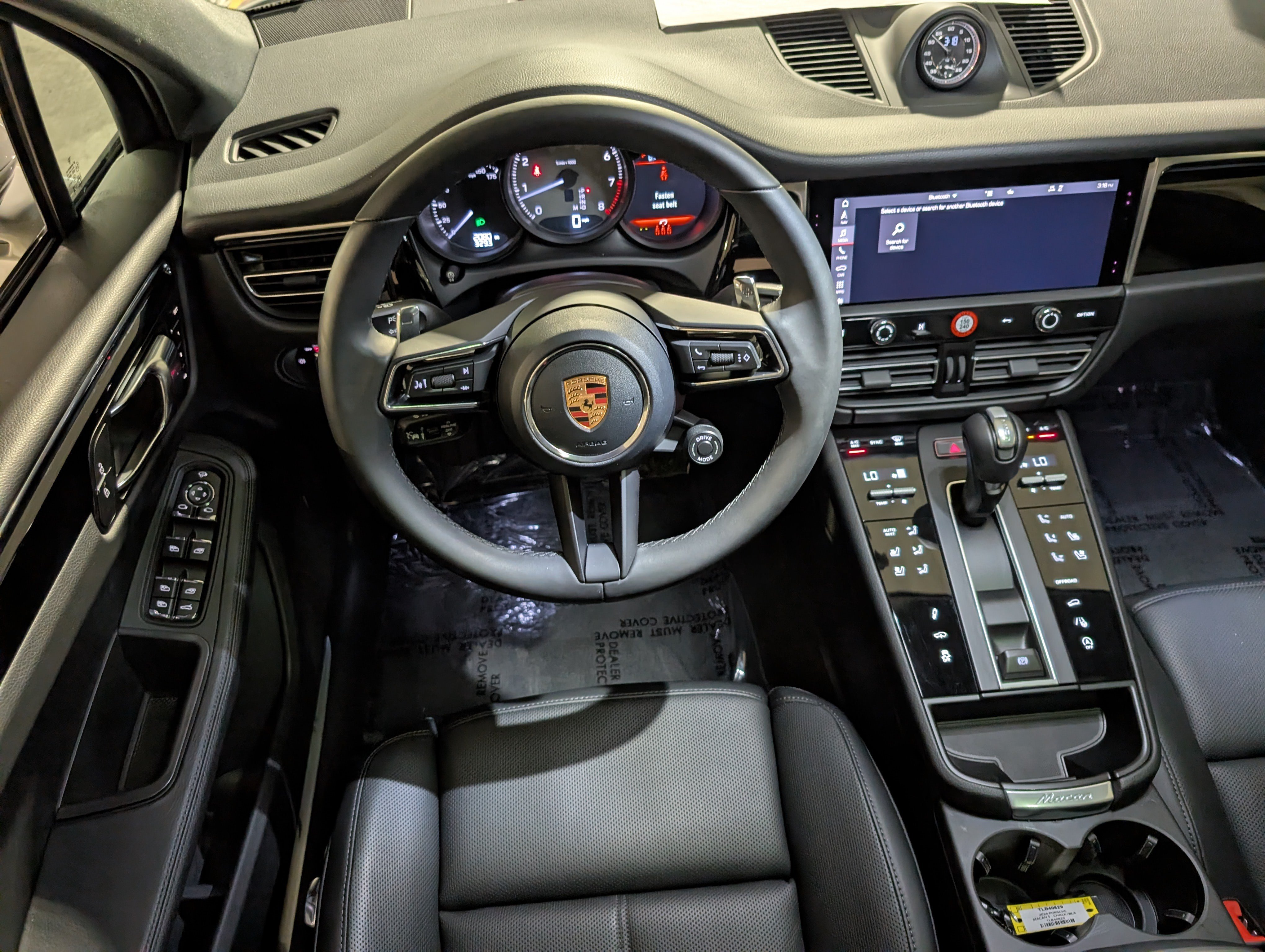 Certified 2026 Porsche Macan S AWD/4WD image 6
