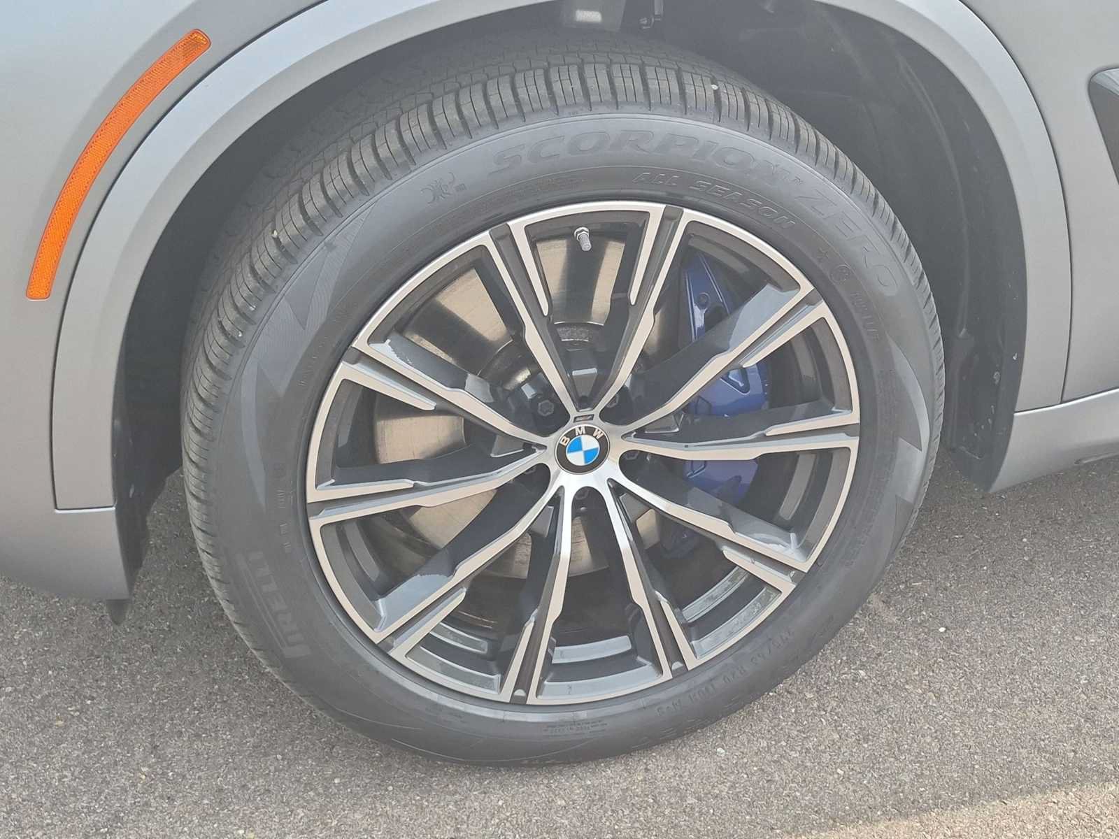 Used 2024 BMW X5 M60i w/ M Sport Professional Package AWD/4WD image 13