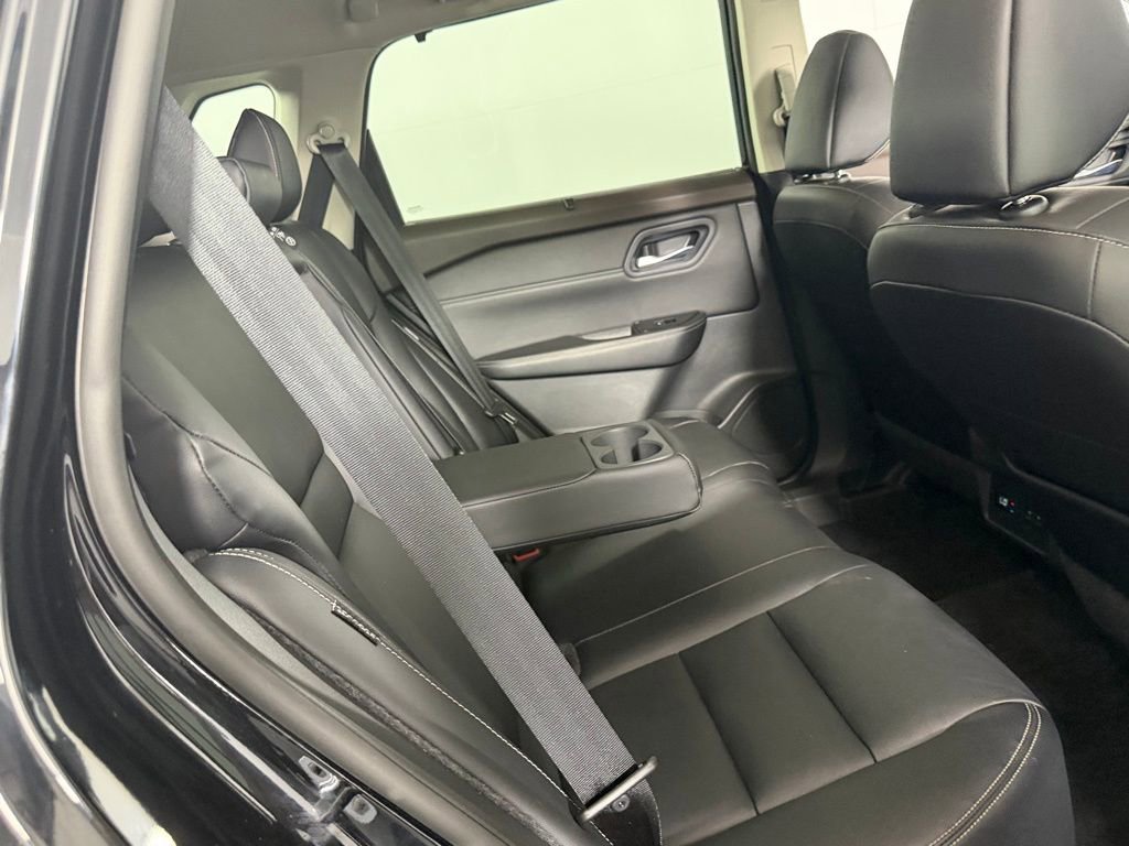 Used 2023 Nissan Rogue SL w/ SL Premium Package FWD image 28