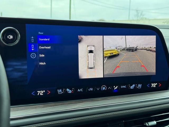 Used 2025 Chevrolet Suburban Premier image 33