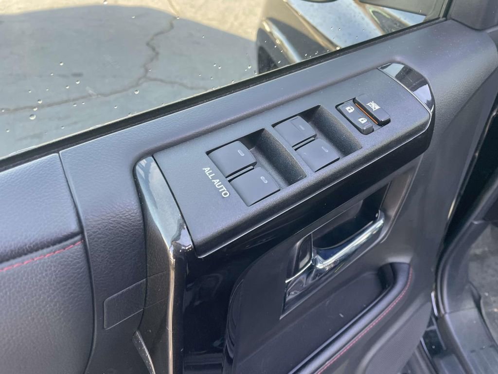 Used 2022 Toyota 4Runner TRD Off-Road Premium image 28