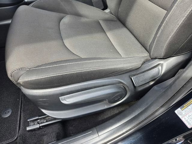 Used 2023 Kia Forte LXS w/ LXS Technology Package FWD image 15