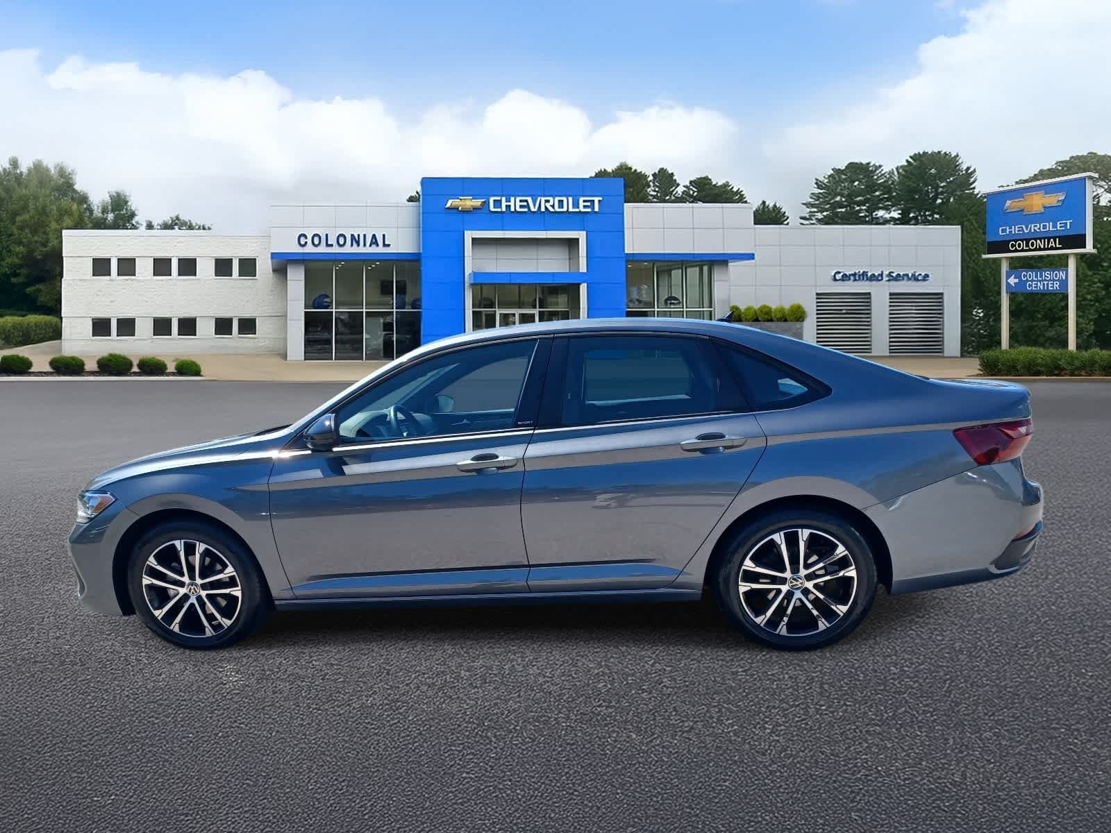 Used 2024 Volkswagen Jetta Sport FWD image 6