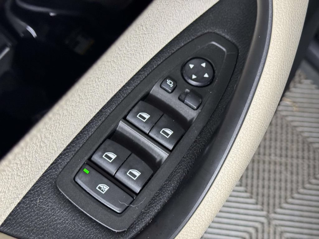 Used 2019 BMW X2 xDrive28i w/ Convenience Package AWD/4WD image 18