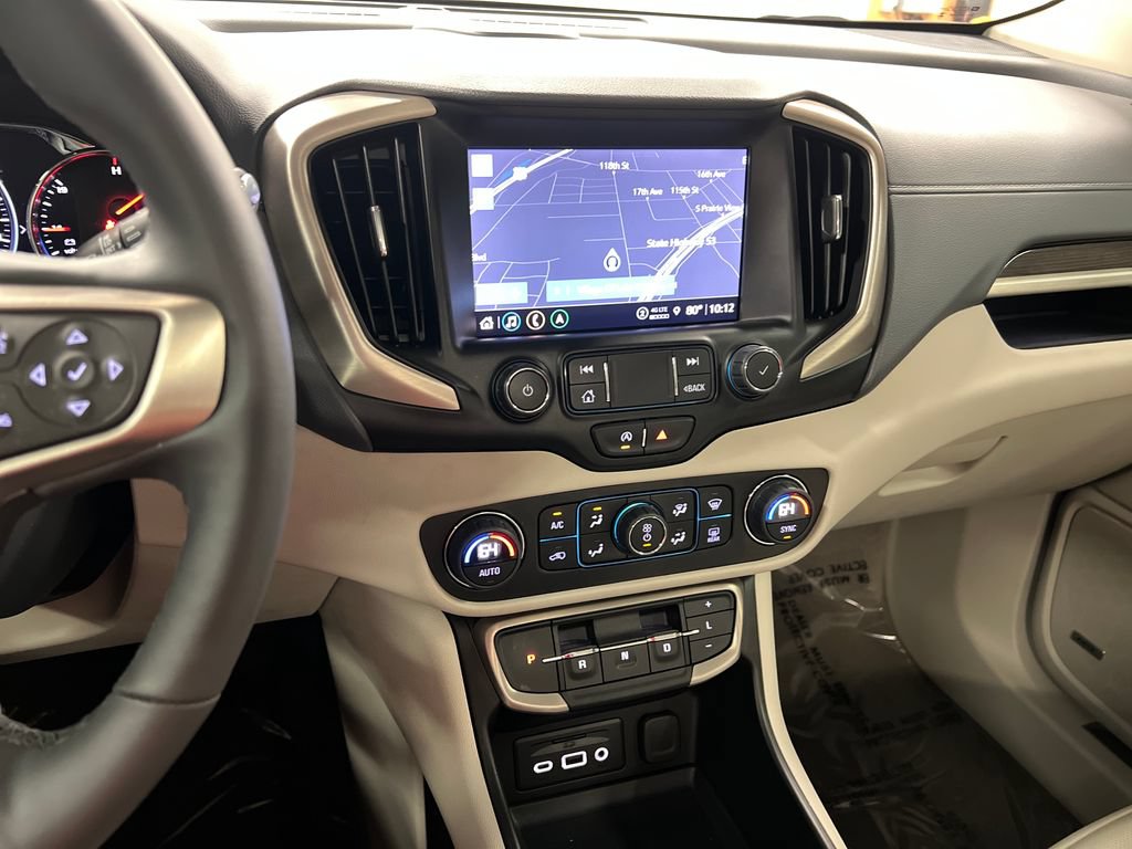Certified 2024 GMC Terrain Denali w/ Denali Premium Package AWD/4WD image 22