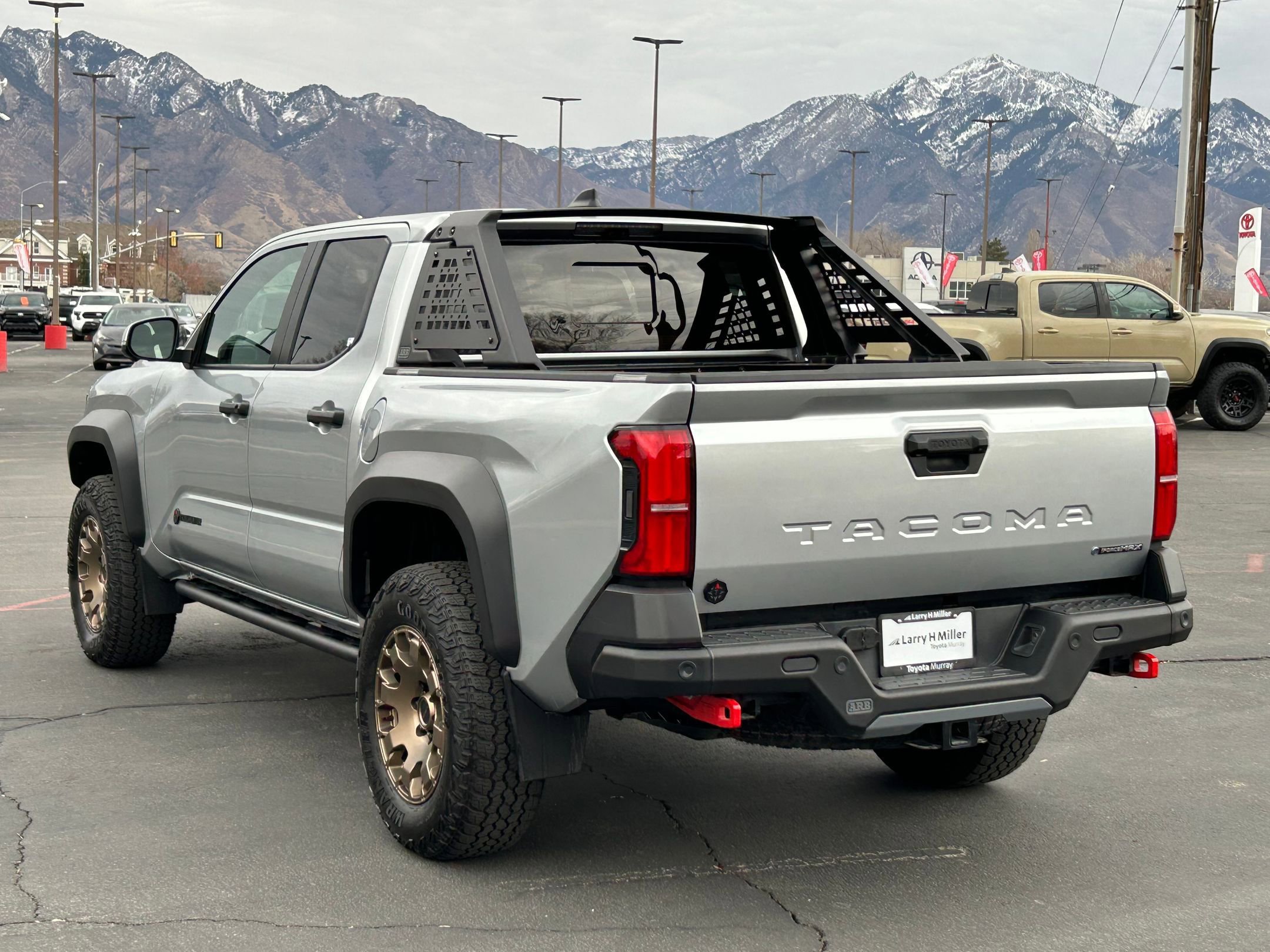 Used 2024 Toyota Tacoma Trailhunter image 3