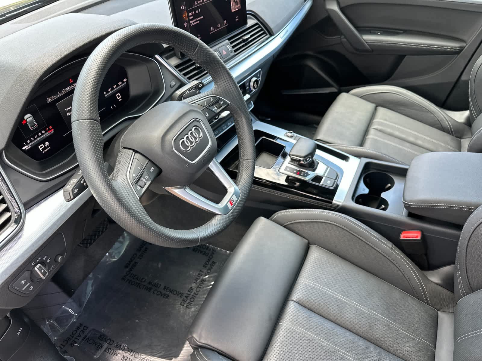 Used 2025 Audi Q5 2.0T Premium Plus w/ Premium Plus Package AWD/4WD image 11