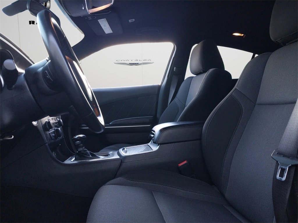 Used 2022 Dodge Charger SXT image 7