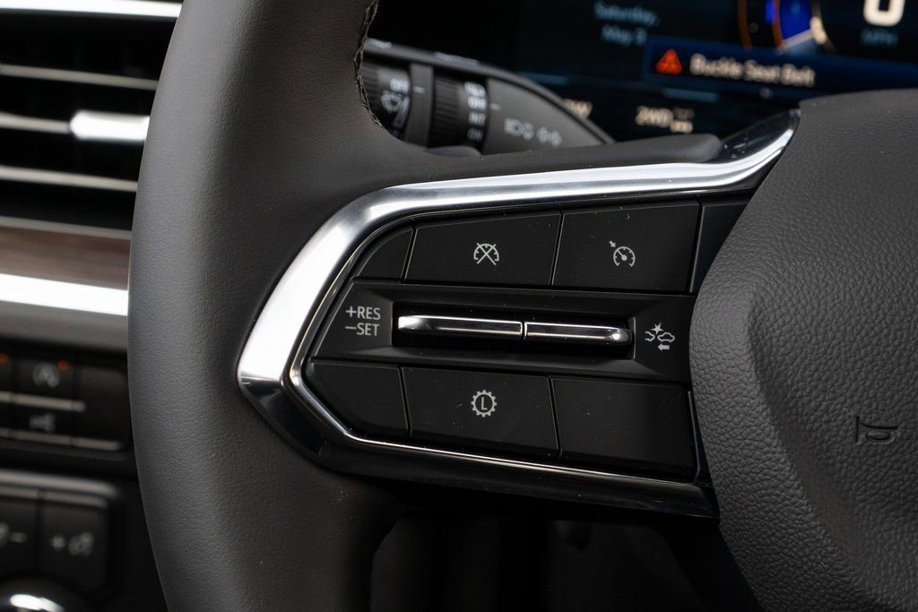 New 2025 Chevrolet Suburban Premier w/ LPO, Get Active Package image 32