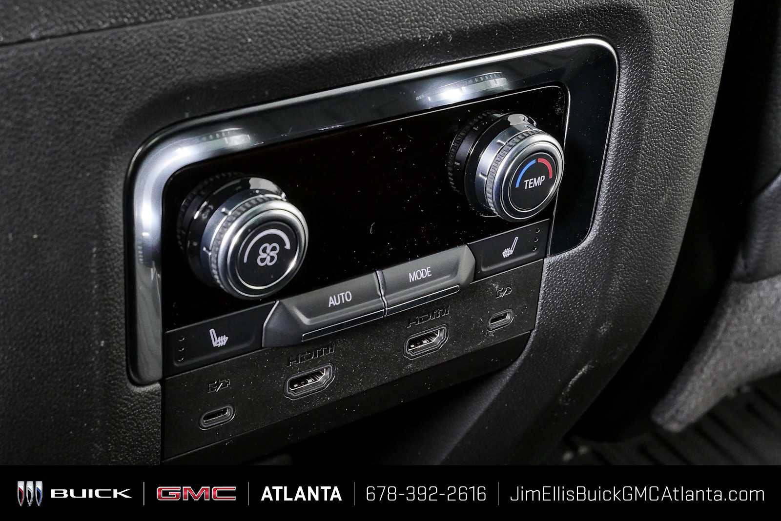New 2026 GMC Yukon Denali w/ Denali Reserve Package AWD/4WD image 21