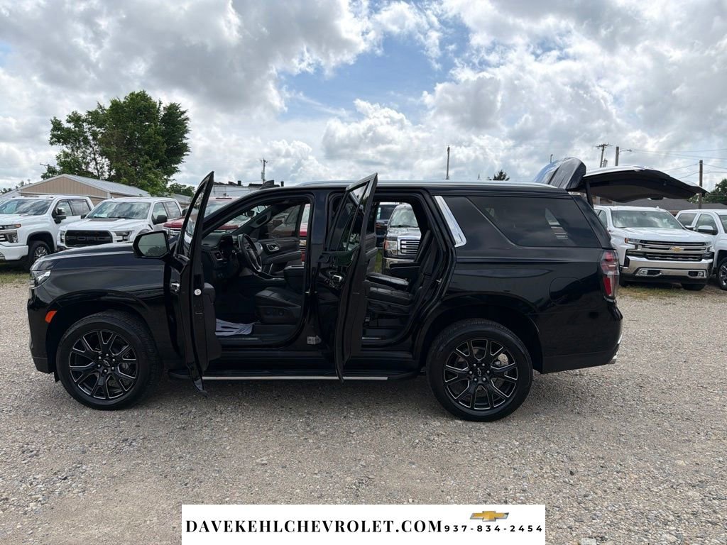 Used 2024 Chevrolet Tahoe Premier w/ Premium Package 2 AWD/4WD image 28