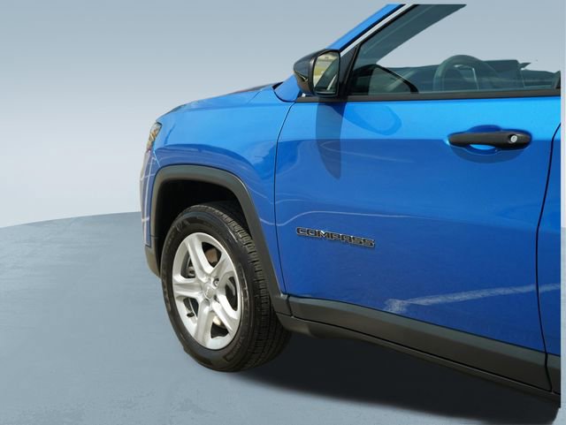 Used 2023 Jeep Compass Sport AWD/4WD image 36