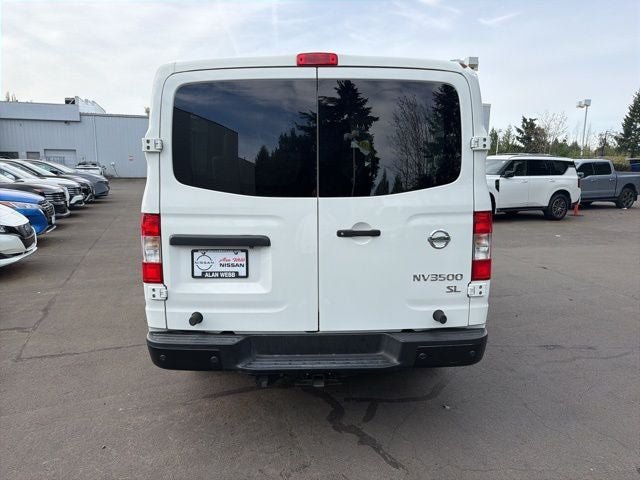 Used 2021 Nissan NV 3500 SL RWD image 4