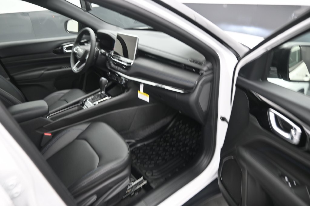 New 2027 Jeep Compass Limited AWD/4WD image 9
