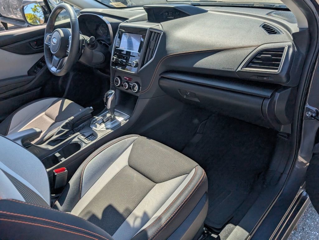 Used 2021 Subaru Crosstrek 2.0i Premium w/ Moonroof Package image 18