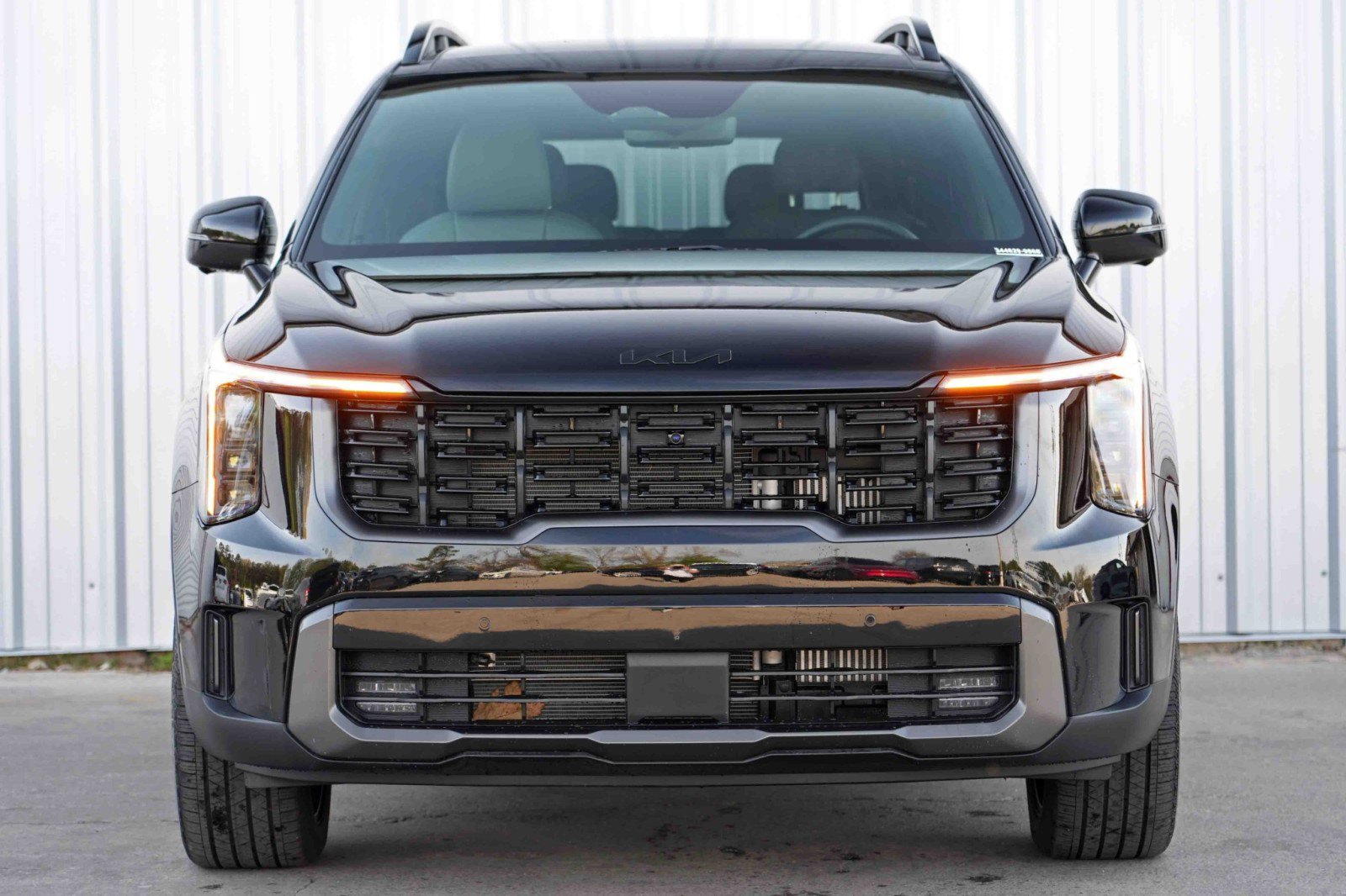 Used 2025 Kia Sorento SX Prestige w/ Sage Leather Package image 7