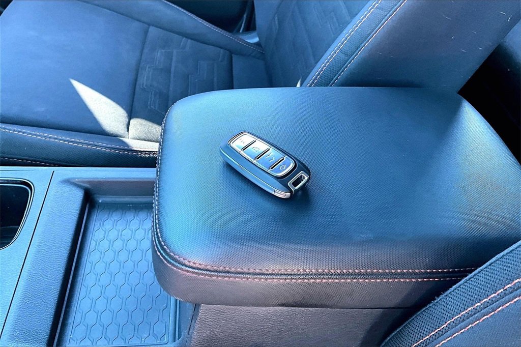 Used 2022 Nissan Frontier Pro-X w/ Technology Package image 10