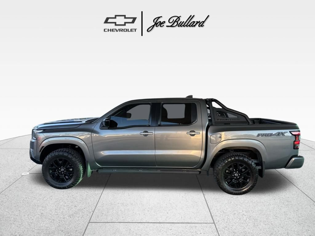 Used 2023 Nissan Frontier SV w/ Midnight Edition Package image 5