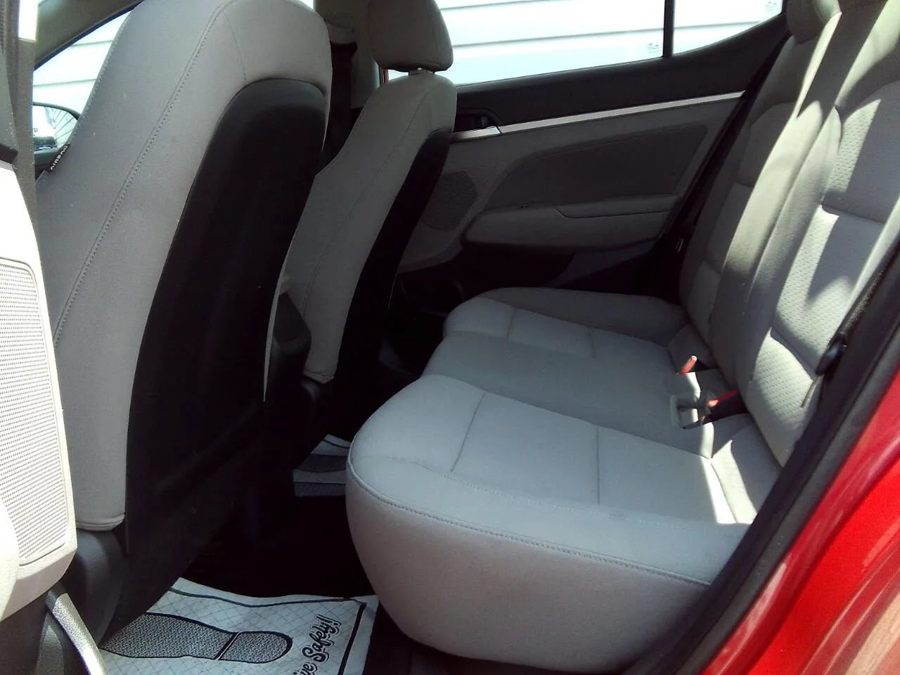 Used 2020 Hyundai Elantra SEL FWD image 19