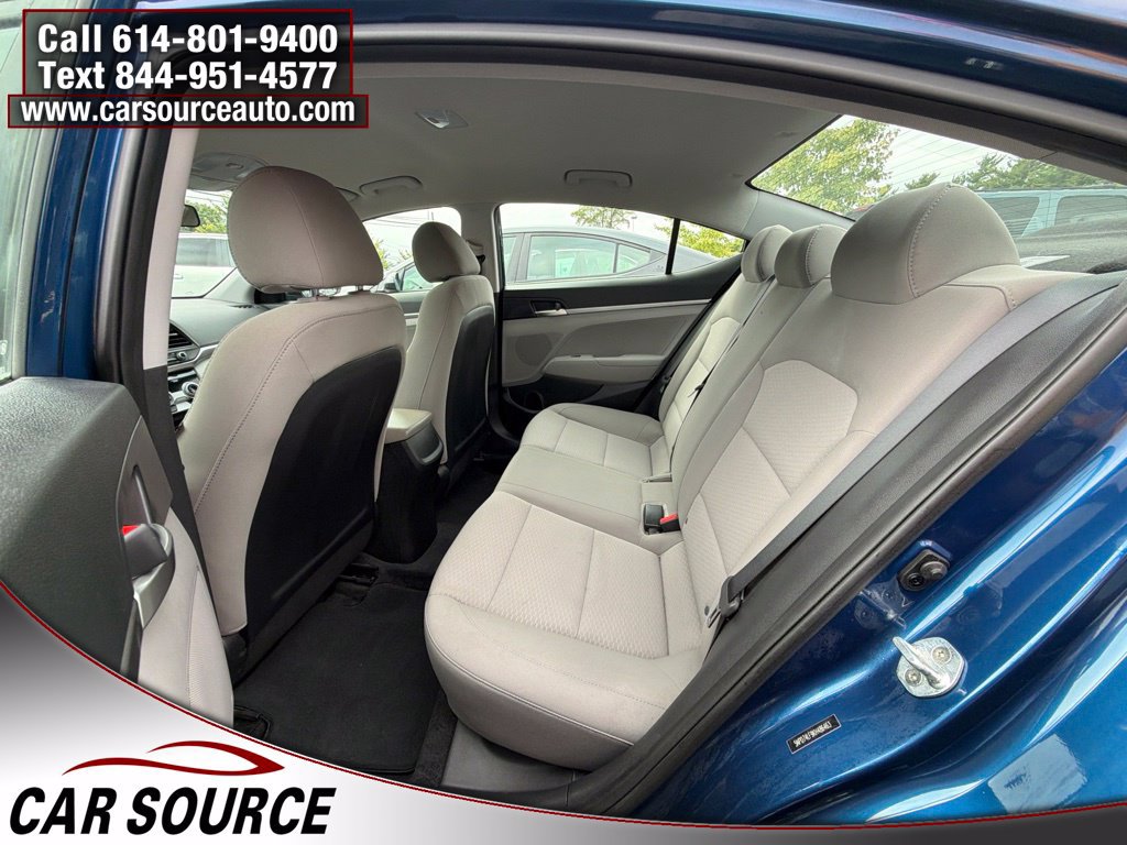 Used 2019 Hyundai Elantra SE FWD image 19