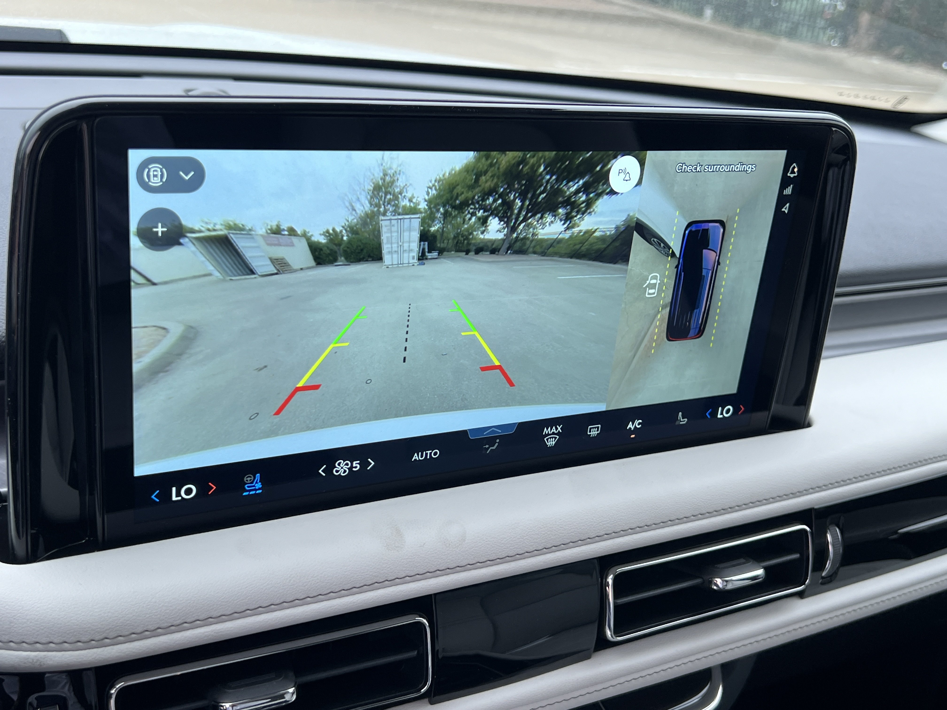 New 2027 Lincoln Aviator 2WD image 19