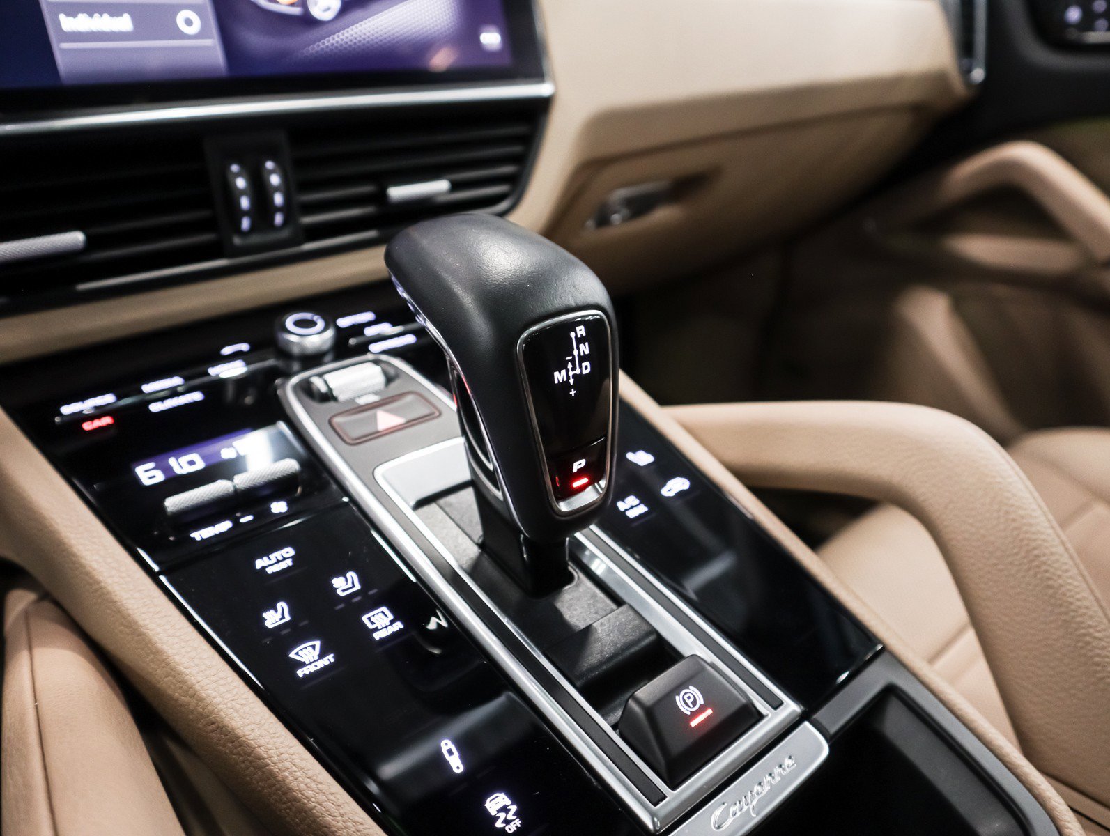 Certified 2023 Porsche Cayenne S AWD/4WD image 16