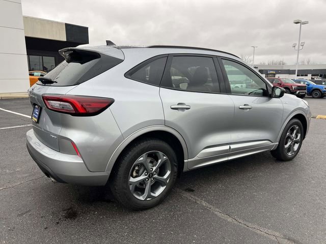 Used 2023 Ford Escape ST-Line image 7