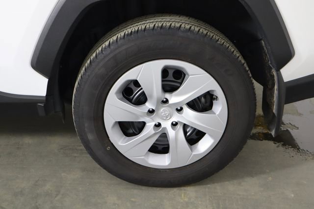 Used 2025 Toyota RAV4 LE image 37